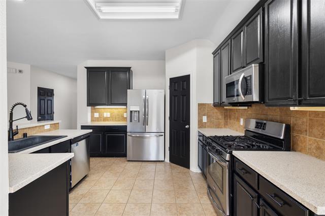 Building Photo - 10521 Jaybird Dr