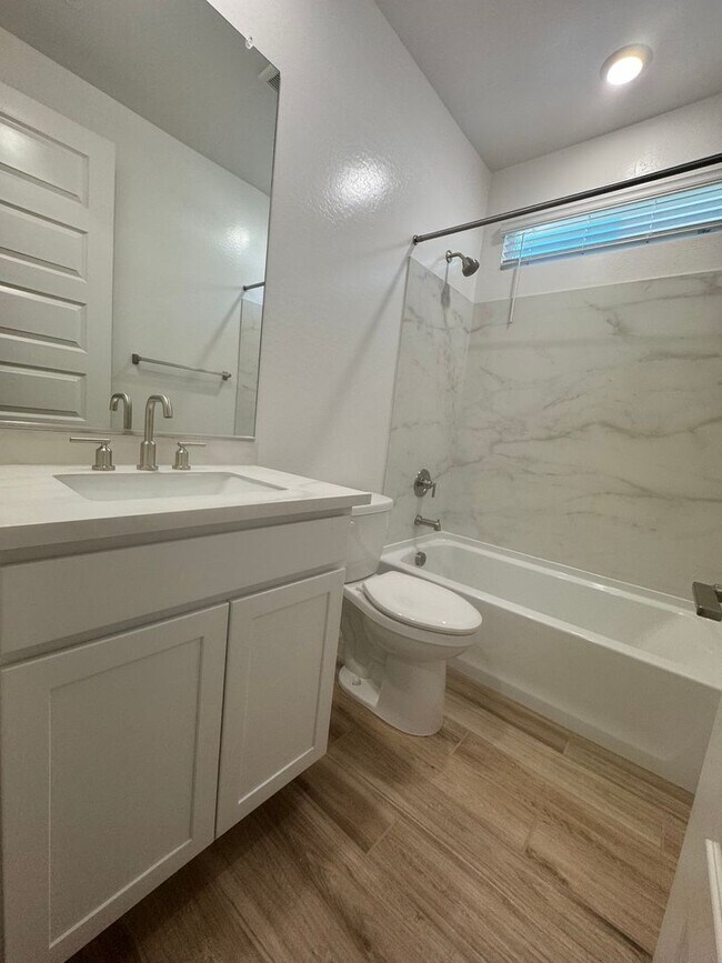 Building Photo - BRAND NEW HOME IN ALORAVITA IN PEORIA