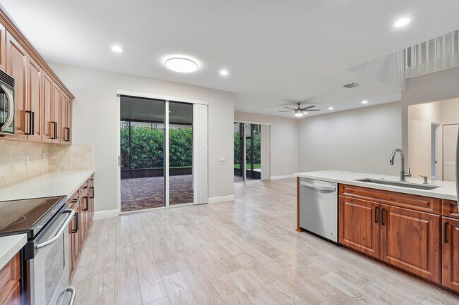 Building Photo - 6364 NW 78th Dr