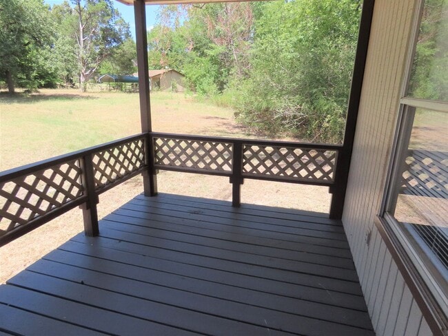 Building Photo - Country Living-Water Included! 2 Bedroom Home