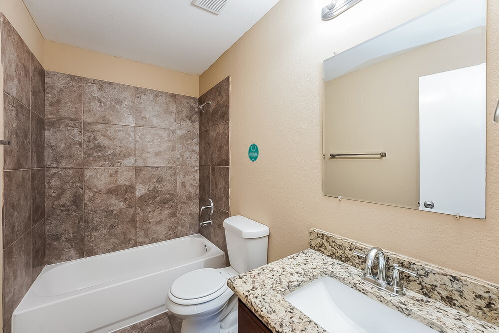 Building Photo - 9731 Checota Dr