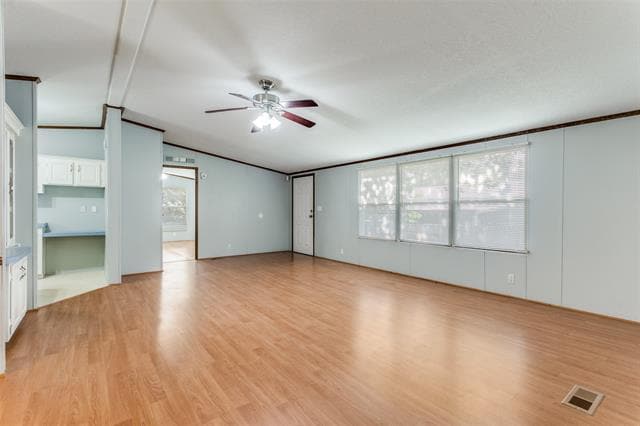 Building Photo - 1720 Hilltop Ln