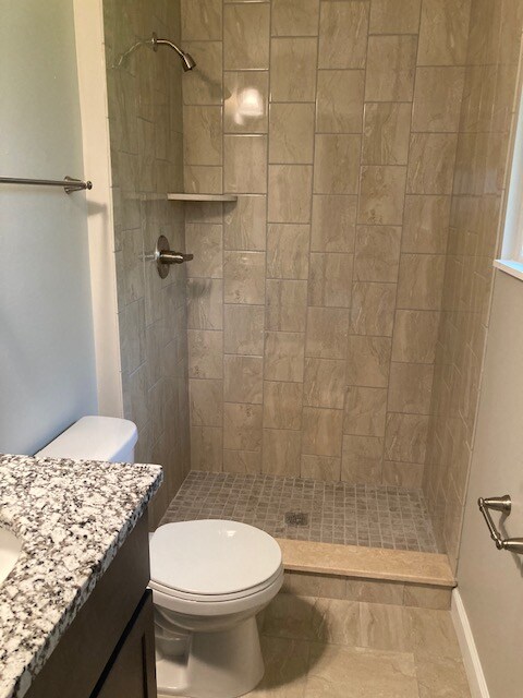 Building Photo - 25055 W 10 Mile Rd