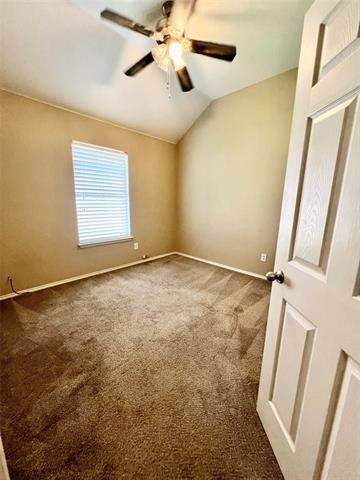Building Photo - 3313 Ocean Dr