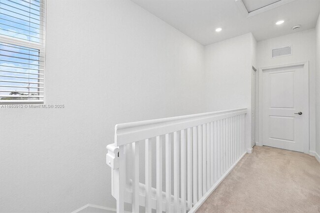 Building Photo - 29269 SW 162nd Ct