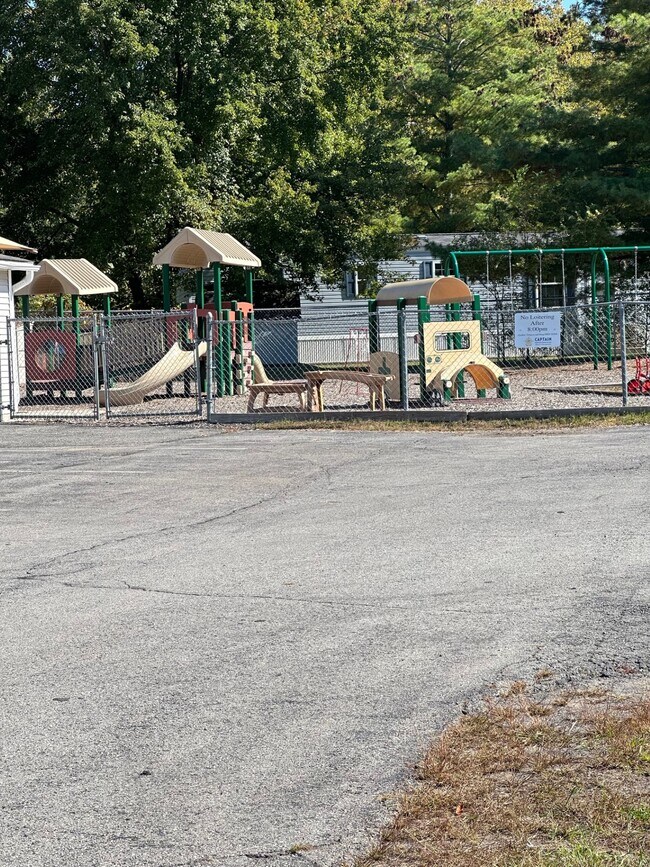 Building Photo - 115 Terrace Ct