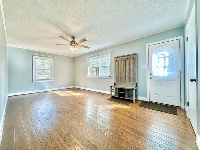 Building Photo - Updated 3BR Ranch | Large Lot, Deck & Modern Finishes – Minutes to Durham