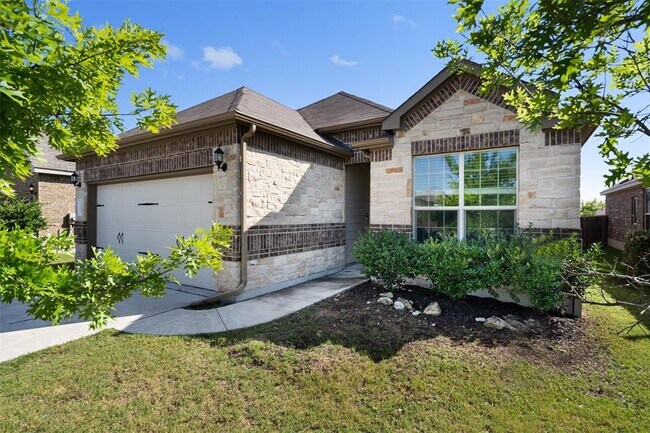 Building Photo - 209 Methodius Dr