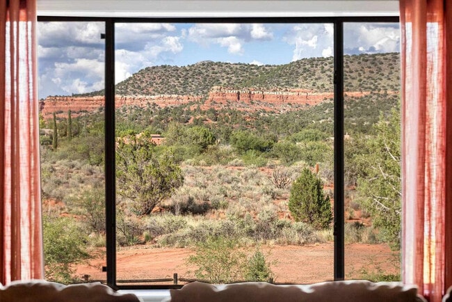 Building Photo - 627 Elmersville Rd