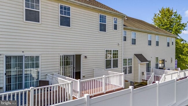 Building Photo - 2710 Stockley Ln
