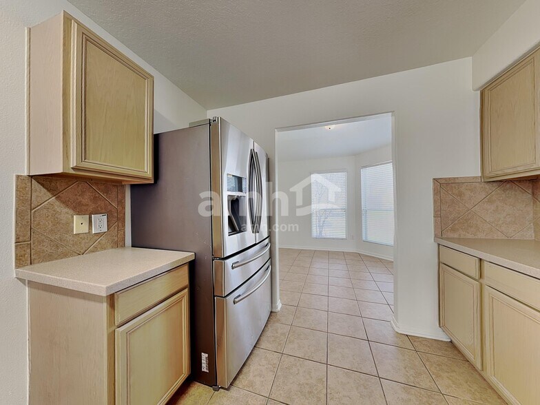 Building Photo - 19515 Providence Shore Way