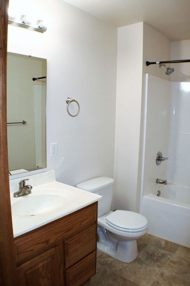 Building Photo - $1,325 | 2 Bedroom, 2 Bathroom Condo | Pet Friendly* | Available for August 1st, 2026 Move In!