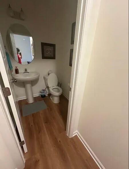 Building Photo - 423 Bassett Ln