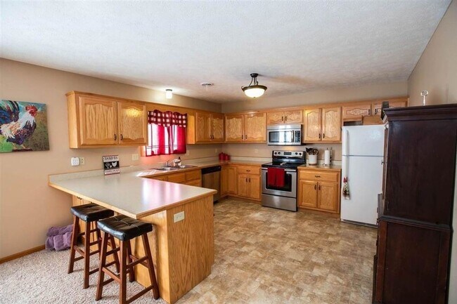 Building Photo - 216 William Dr
