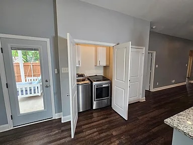 Building Photo - 3718 Harlingen St