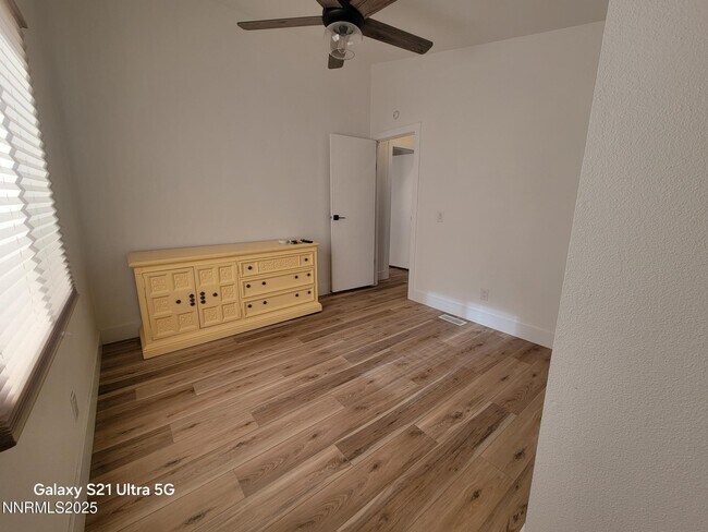 Building Photo - 5080 Arapahoe Ct