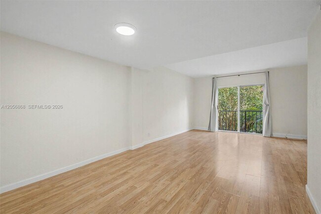 Building Photo - 6709 N Kendall Dr