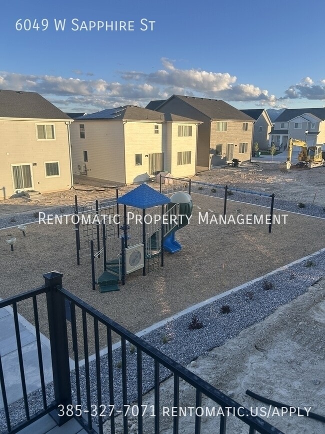 Building Photo - 6049 W Sapphire St