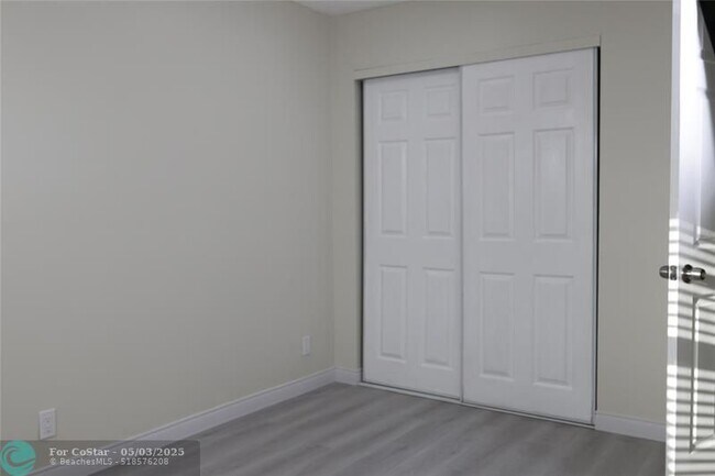 Building Photo - 3336 Quail Close