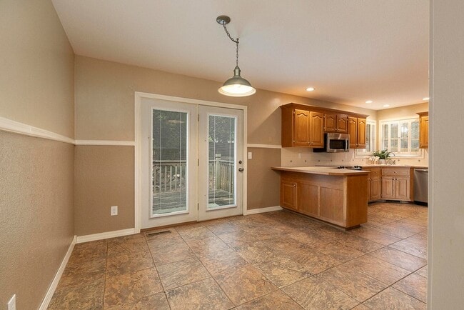 Building Photo - 5095 S Wanda Gray Ave