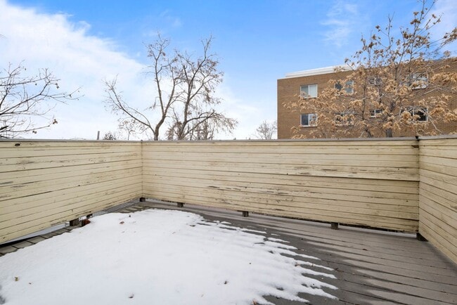 Building Photo - Beautiful Home in Salt Lake Avenues (ABC S...