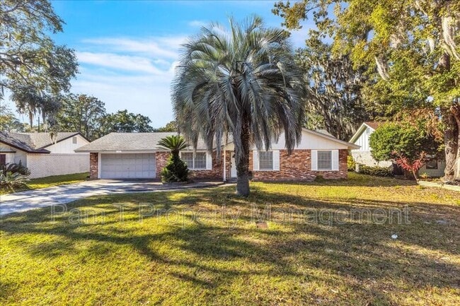 Building Photo - 11403 Largo Dr