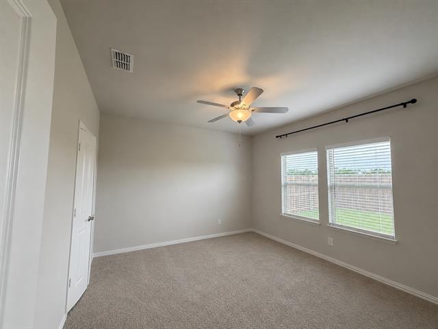 Building Photo - 205 Greenbriar Dr