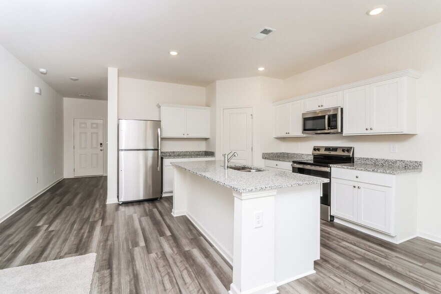 Building Photo - 7738 Sudbury Cir