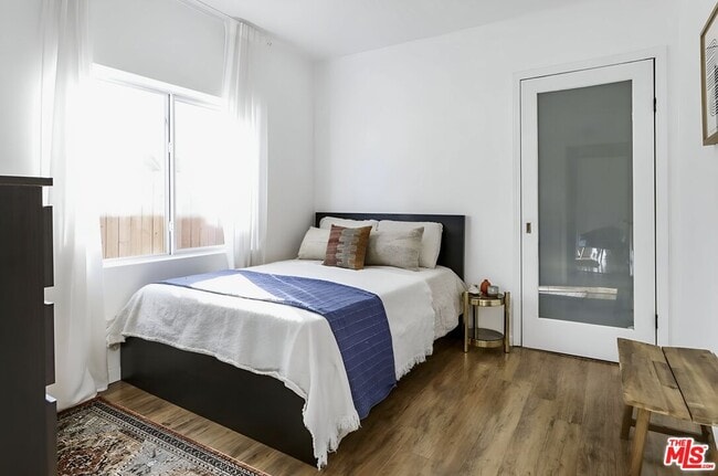 Building Photo - 619 S Louise St