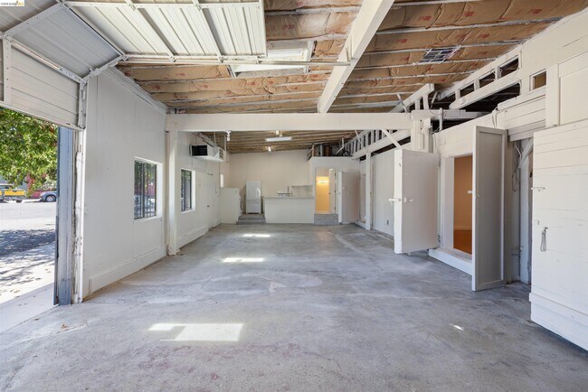 Building Photo - 3407 Harlan St