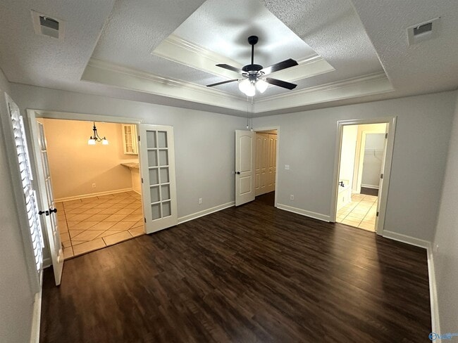 Building Photo - 722 Hobbs Rd SE