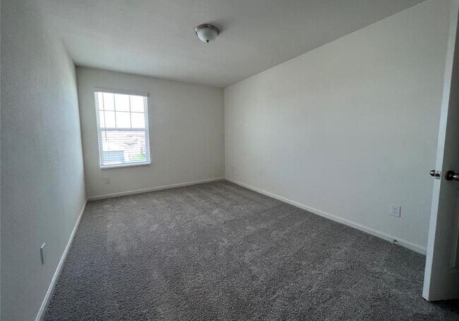 Building Photo - 1064 Water Oak Ln