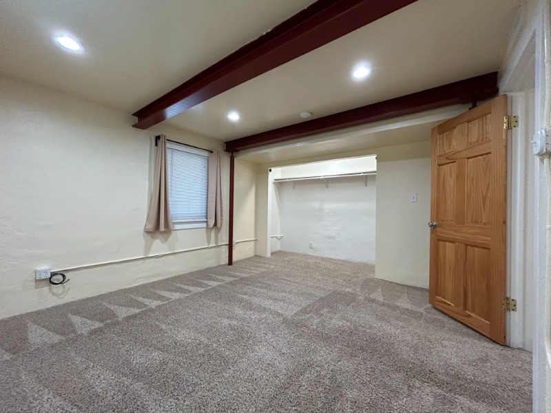 Building Photo - 1449 S University Blvd