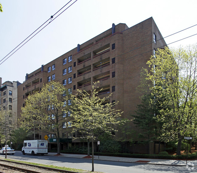 Building Photo - Beacon Street Apartments, 1111