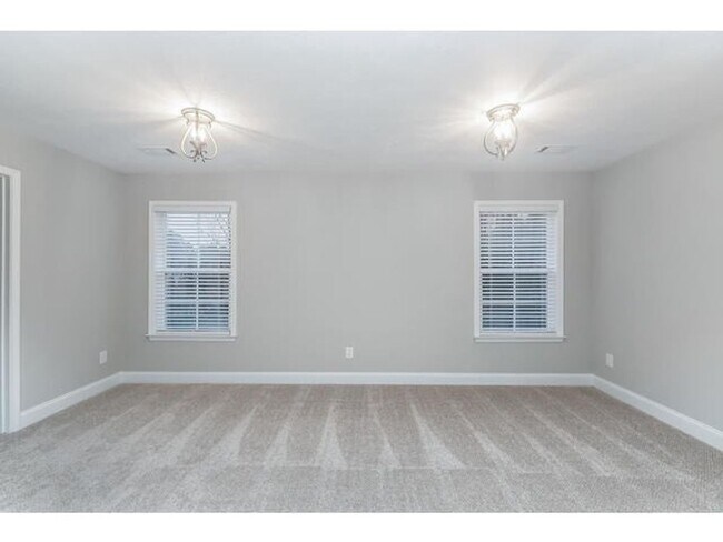 Building Photo - 210 Palisade Rdg