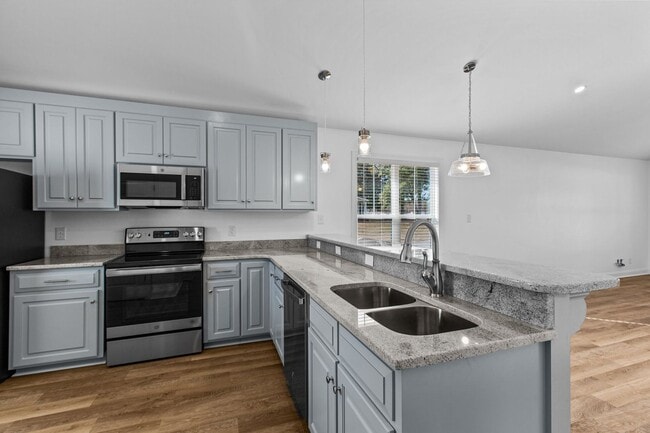 Building Photo - New Construction!