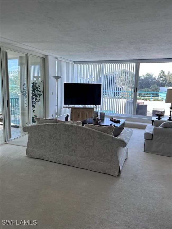 Building Photo - 7515 Pelican Bay Blvd