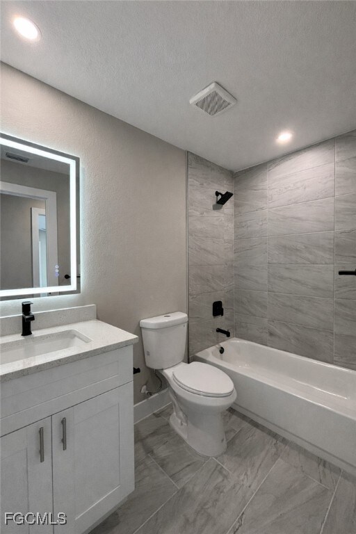 Building Photo - 3339 NE 13th Ave