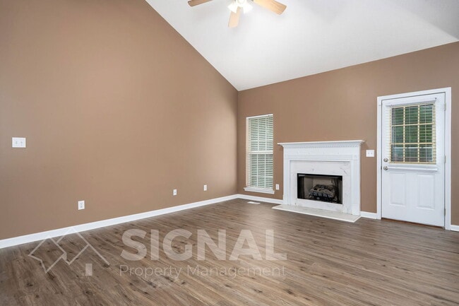 Building Photo - 1719 Annendale Dr