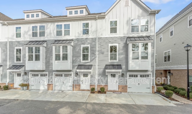 Primary Photo - 432 Westport St
