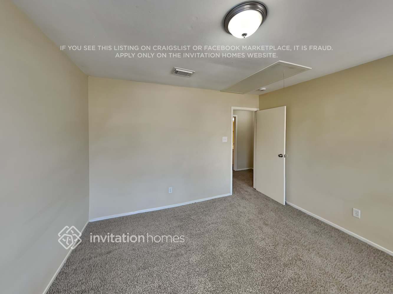 Building Photo - 2022 Oak Shores Dr