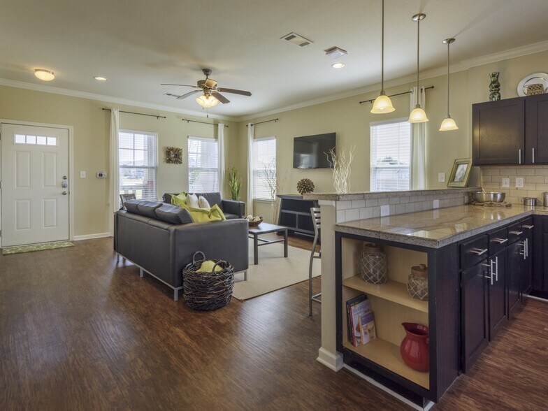 aspen-heights-murfressboro-int-0502-(ZF-3059-03274-1-020) - Cobalt Row