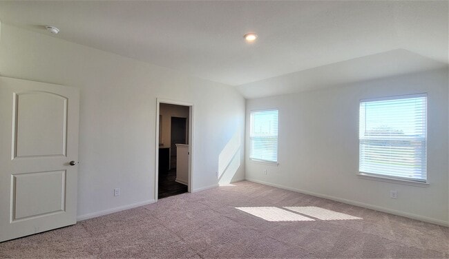 Building Photo - Lovely 2-story 4 bedroom/2.5 bath home in cul-de-sac: easy commute to Ft. Sam Houston, BAMC, and ...