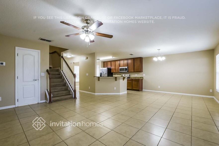 Building Photo - 365 Marco Ct