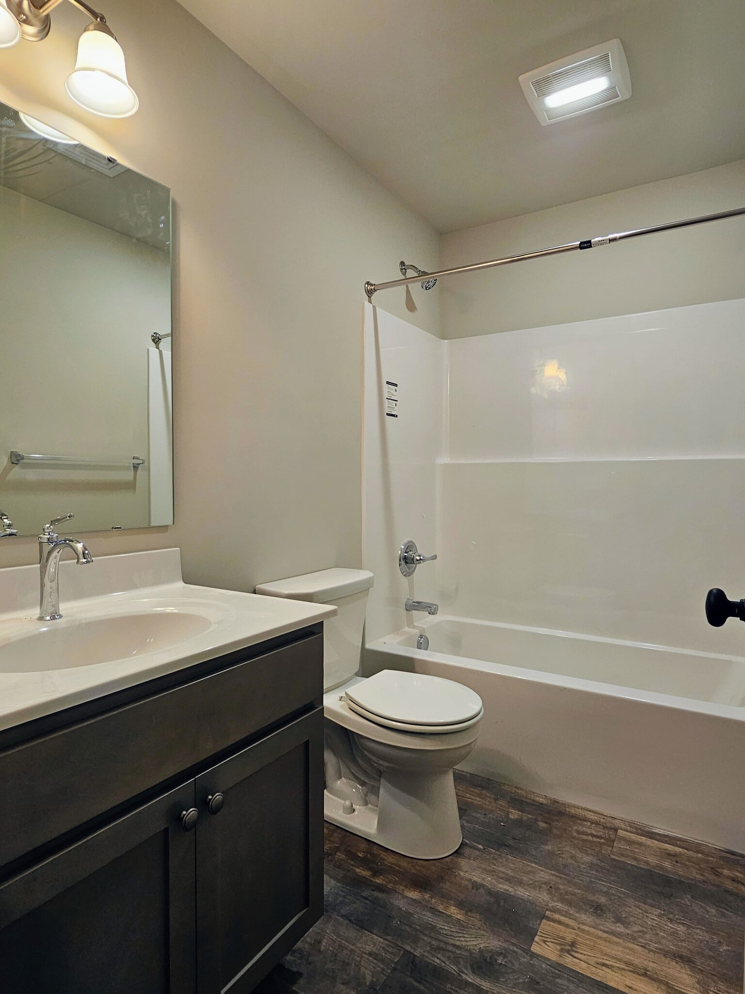 Building Photo - 2628 Creek Hill Rd