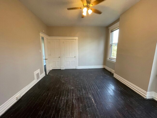 Building Photo - 1703 Holman St