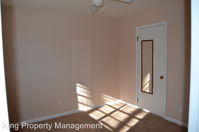 Building Photo - 7980 McClellan Blvd