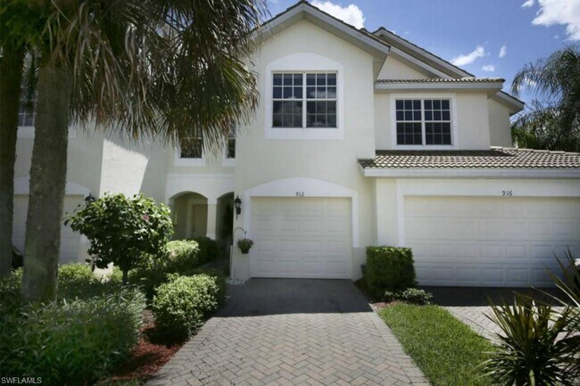 Primary Photo - 912 Hampton Cir