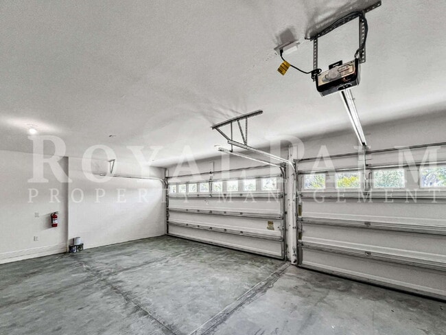 Building Photo - 25 Orlando Blvd