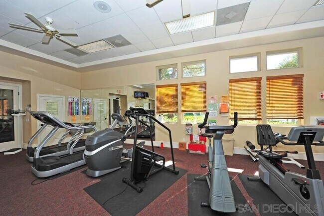 Building Photo - SAN DIEGO / SERRA MESA  - STONECREST VILLA...